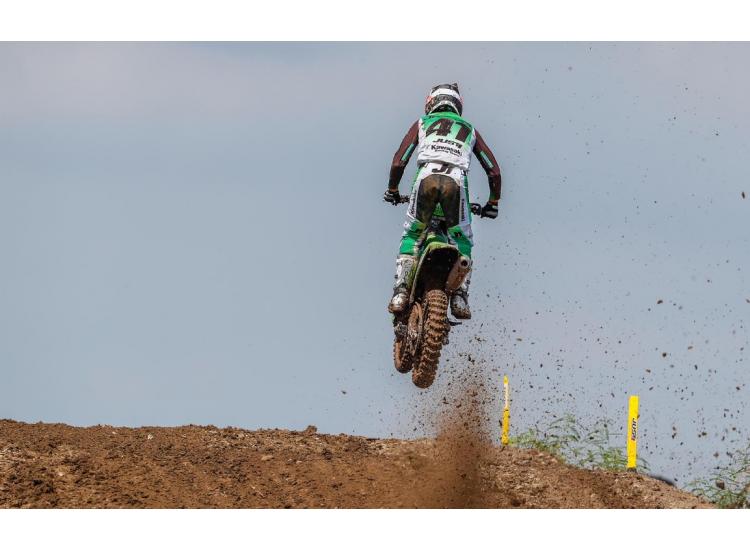 Romain Febvre et Kawasaki se rapprochent du titre mondial MXGP