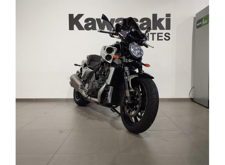YAMAHA V MAX