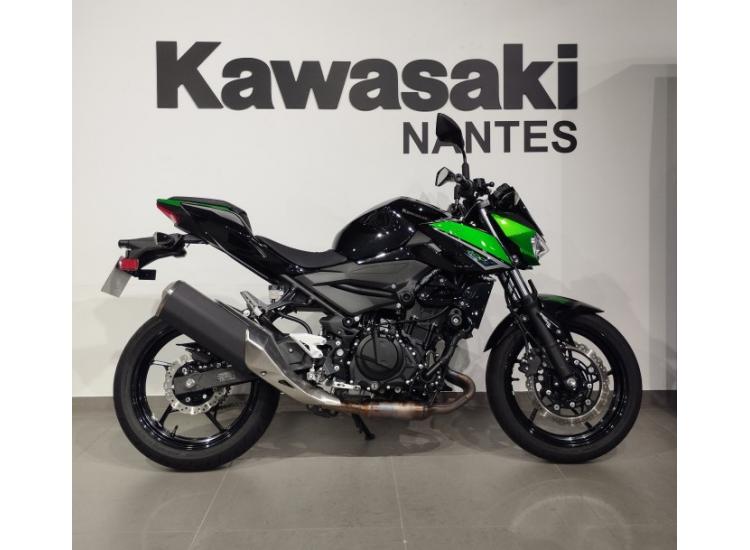 KAWASAKI Z400
