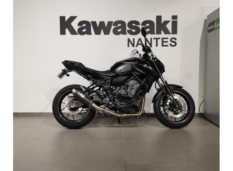 YAMAHA MT-07