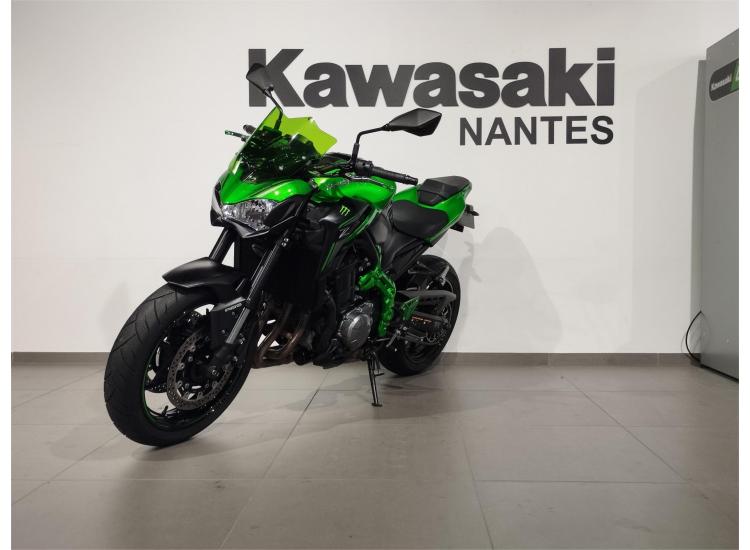 KAWASAKI Z900