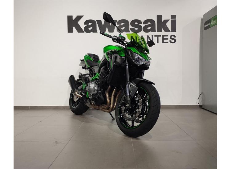 KAWASAKI Z900