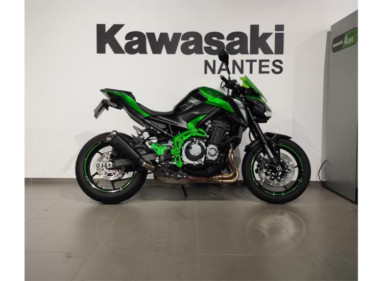 KAWASAKI Z900